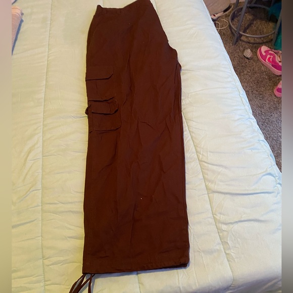 Brown cargos - Picture 4 of 4